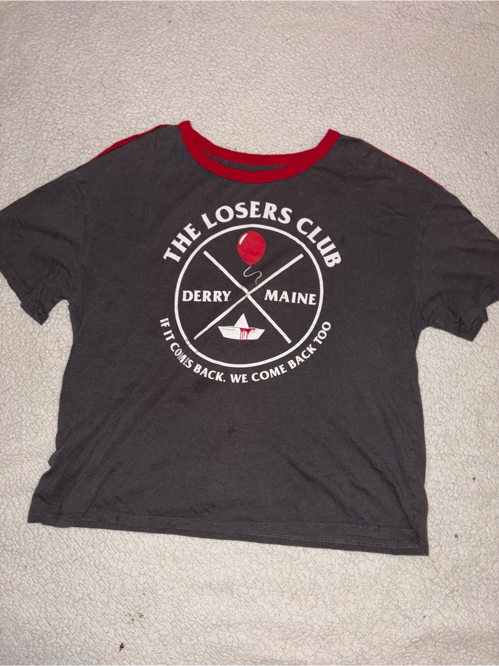 Hot Topic Black & Red 'The Losers Club' Graphic Tee fits baggy